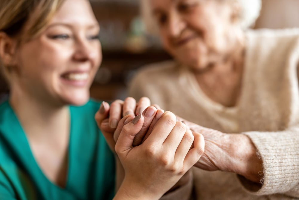 Writing to a Loved One in Hospice Care – Finding the Right Words